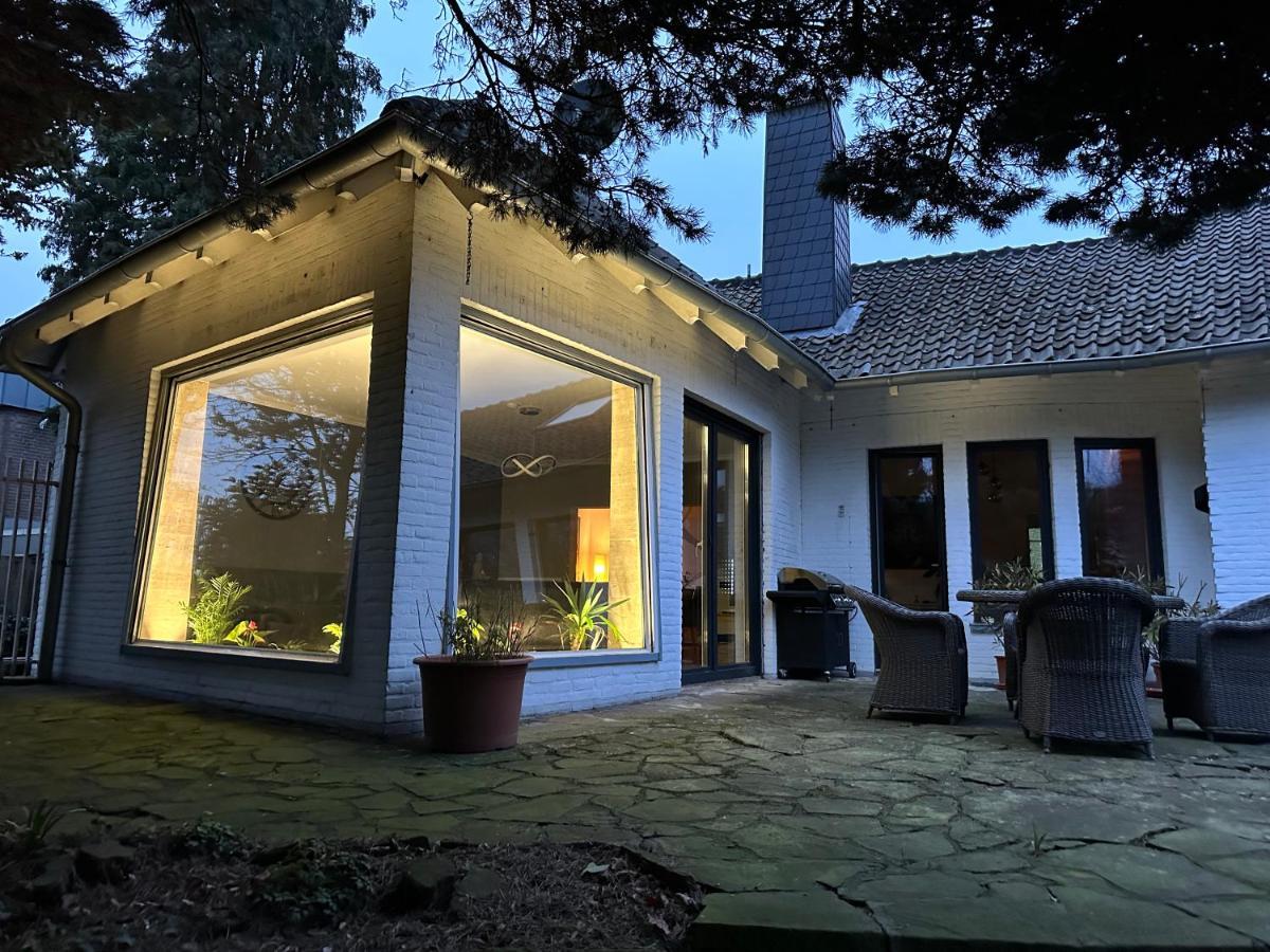 Entspannung Am Niederrhein - Grosses Helles Haus Mit Kamin Emmerich Buitenkant foto